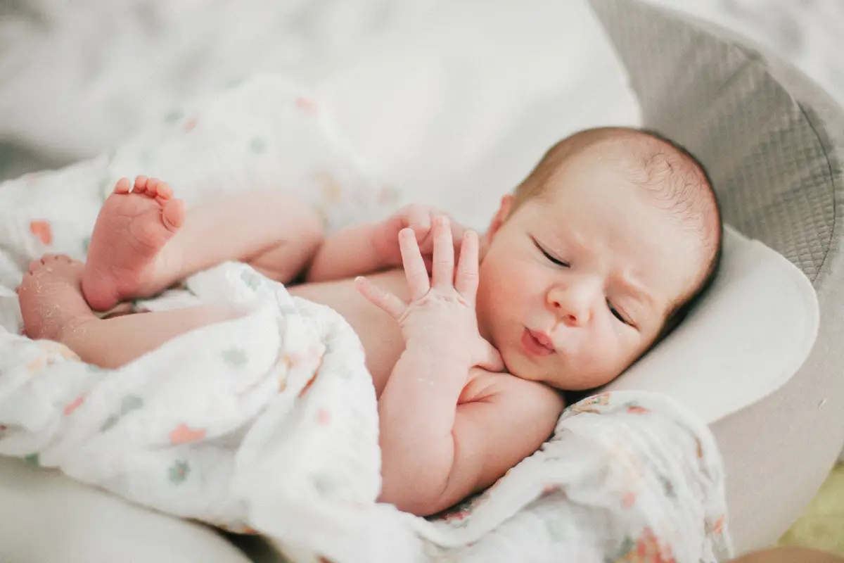 Les bébés rêvent-ils ? Découvrez leur incroyable secret