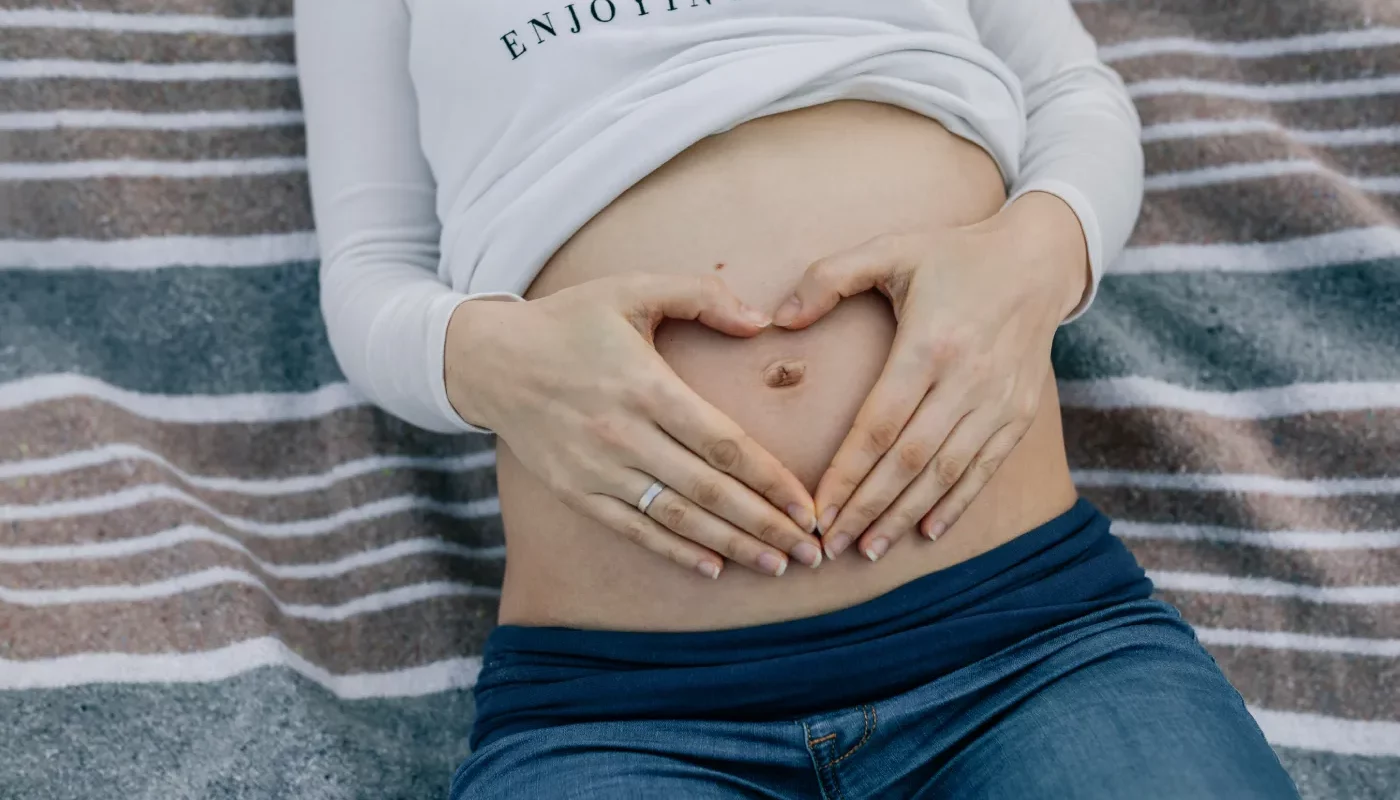 La routine beauté miracle pour dire adieu aux taches de grossesse